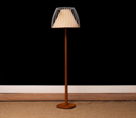 round globe table lamp
