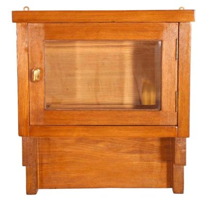 Kleiner Art Deco Kristallglas Eichenholz Wandschrank Bei Pamono