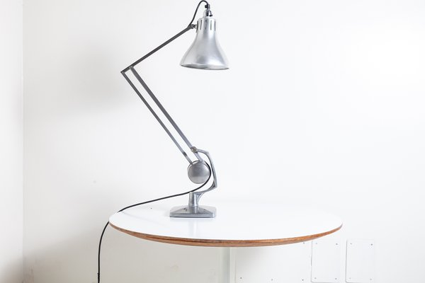 zig zag table lamp