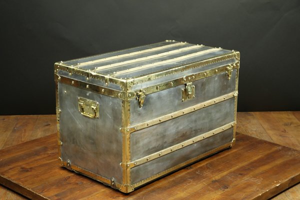 Vintage Uberseekoffer Aus Zink Von Louis Vuitton Bei Pamono Kaufen