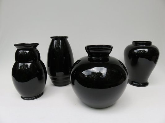 Schwarze französische Vintage Glasvasen, 4 . Set bei Pamono kaufen