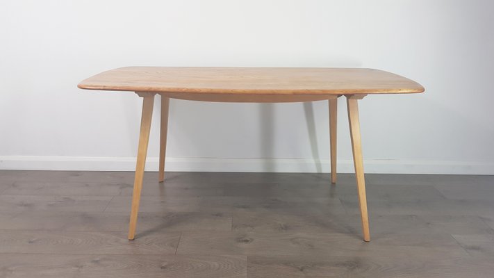 Elm And Beech Dining Table By Lucian Ercolani For Ercol 1960s Elm And Beech Dining Table By Lucian Ercolani For Ercol 1960s 1