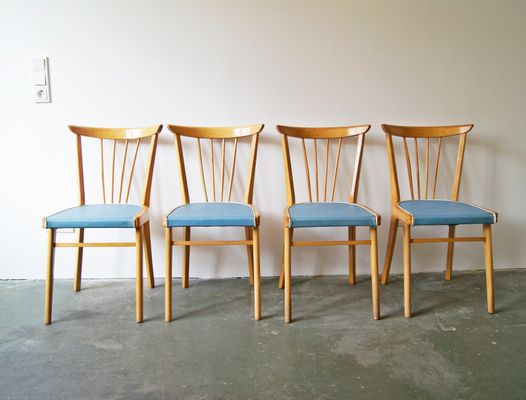 Sillas de cocina de madera. Juego de 4 en venta en Pamono Sillas de cocina de madera. Juego de 4 en venta en Pamono