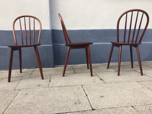 Danish Spindle Back Chairs from Billund M bler 1970s Set of 3