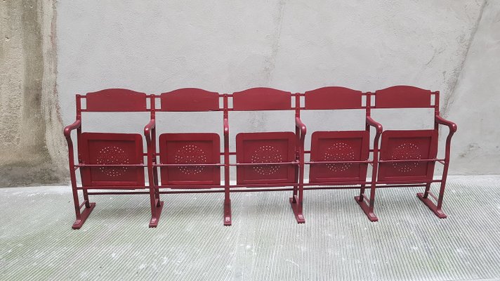Fila di sedie da cinema in legno, anni '30 in vendita su Pamono