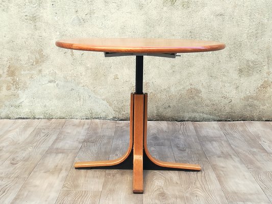 Round Wood Metal Dining Table 1960s Round Wood Metal Dining Table 1960s