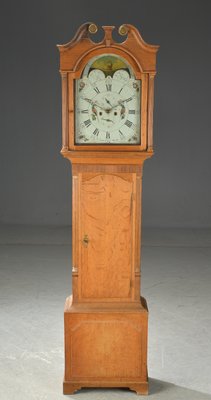 Antike Standuhr bei Pamono kaufen Antike Standuhr bei Pamono kaufen