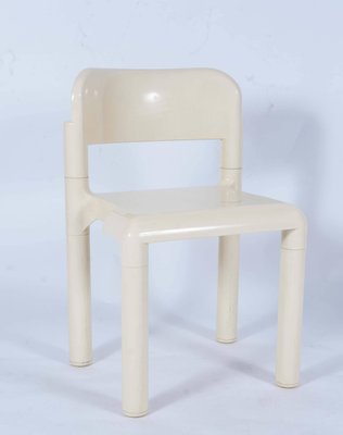 plastic dining table with 4 chairs