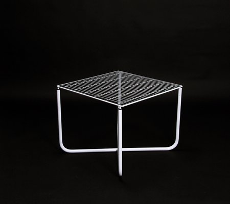 Postmoderner weißer Jarpen Tisch von Niels Gammelgaard für Postmoderner weißer Jarpen Tisch von Niels Gammelgaard für