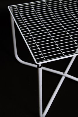 Mesa Jarpen posmoderna en blanco de Niels Gammelgaard para Ikea, 1983 Mesa Jarpen posmoderna en blanco de Niels Gammelgaard para Ikea, 1983