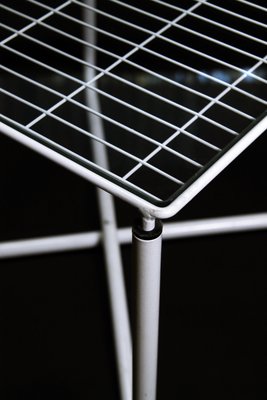 Mesa Jarpen posmoderna en blanco de Niels Gammelgaard para Ikea, 1983 Mesa Jarpen posmoderna en blanco de Niels Gammelgaard para Ikea, 1983