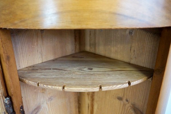 Eckschrank Schmal