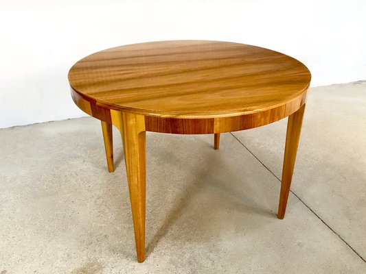 Tavolino Grande Rotondo In Noce Germania Anni 50 In Vendita Su Pamono