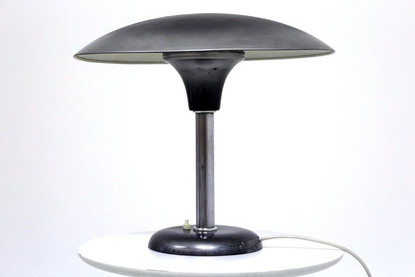 bauhaus table lamp