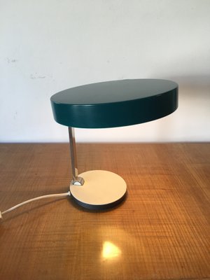 circular table lamp