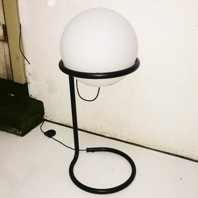 Globe Floor Lamp 1960s For At Pamono, Frosted Glass Globe Floor Lamp