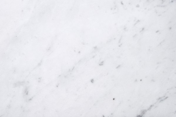 tryllekunstner Efterforskning hovedlandet Curvato M Tray in Bianco Carrara Marble by Studioformart for MMairo for  sale at Pamono