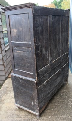 Grosser Antiker Schrank Aus Eiche 1780er Bei Pamono Kaufen