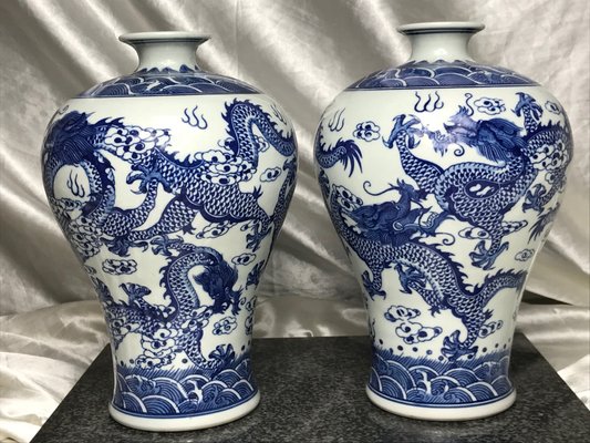Chinese Blue White Dragon Porcelain Vases 1970s Set Of 2 Chinese Blue White Dragon Porcelain Vases 1970s Set Of 2