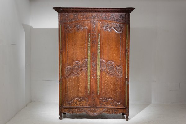 Armoire 18eme Siecle