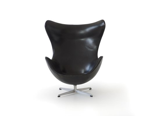 gouden bedelaar minimum Egg Chair by Arne Jacobsen for Fritz Hansen, 1964 for sale at Pamono