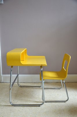 Vintage E Age Children S Desk And Chair