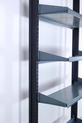 Freistehendes Industrielles Vintage Bucherregal Aus Eisen Bei Pamono Kaufen