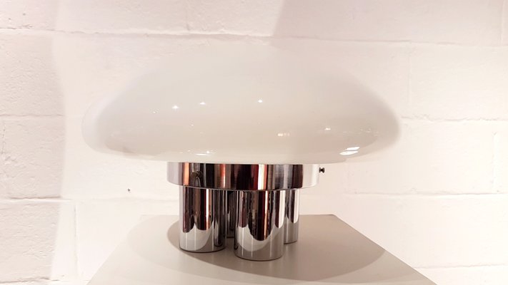 magnolia table lamp