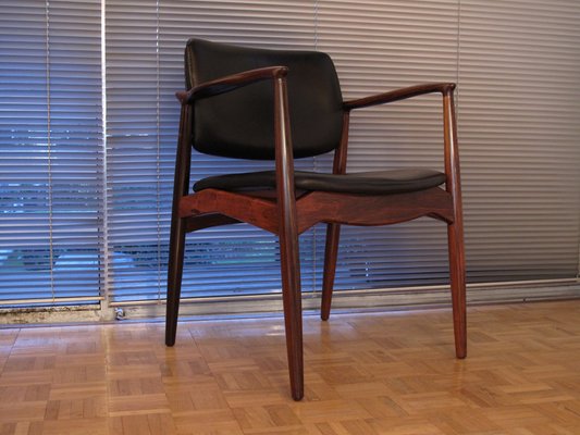 Vintage Model 67 Rosewood Black Leather Armchair By Erik Buch For Orum
