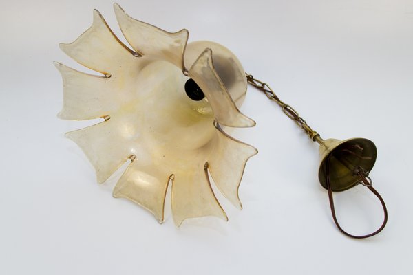 flower pendant light