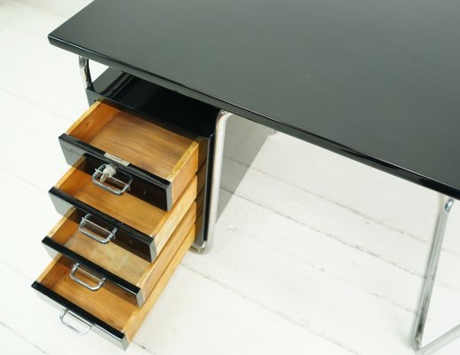 Bauhaus Desk by Rudolf Vichr, 1930s for sale at Pamono Bauhaus Desk by Rudolf Vichr, 1930s for sale at Pamono