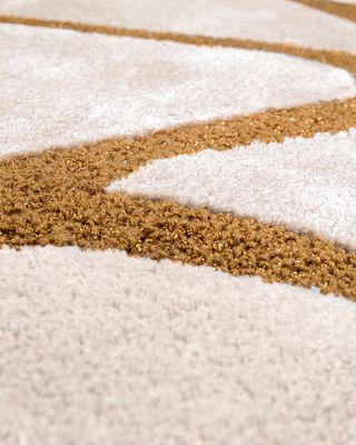Teppich Mit Goldenem Zellmuster Von Covet Paris Bei Pamono Kaufen