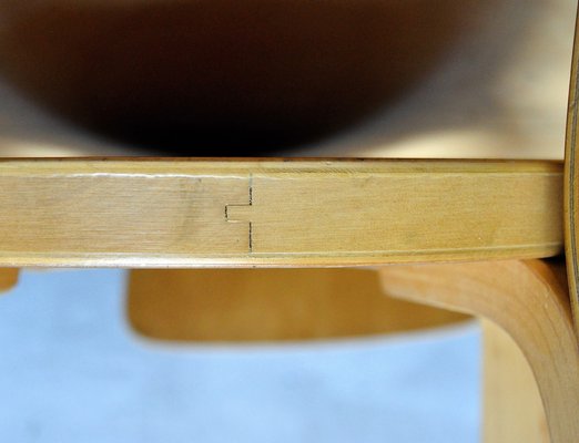 Tavolo da pranzo con quattro sedie di Alvar Aalto per Artek, anni '60 Tavolo da pranzo con quattro sedie di Alvar Aalto per Artek, anni '60