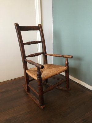 Fauteuil D Enfant Antique En Chene En Vente Sur Pamono