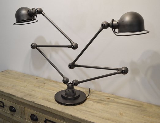 articulating table lamp