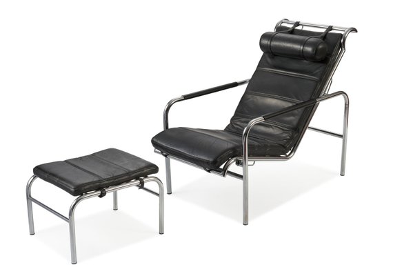Vintage Genni Lounge Chair Ottoman By Gabriele Mucchi For Zanotta Vintage Genni Lounge Chair Ottoman By Gabriele Mucchi For Zanotta