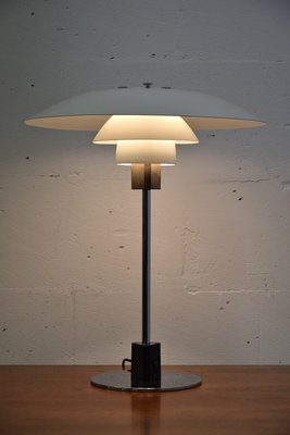 louis poulsen table lamp