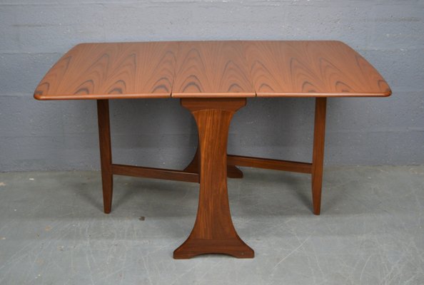 Mesa de comedor abatible vintage de G-Plan en venta en Pamono Mesa de comedor abatible vintage de G-Plan en venta en Pamono