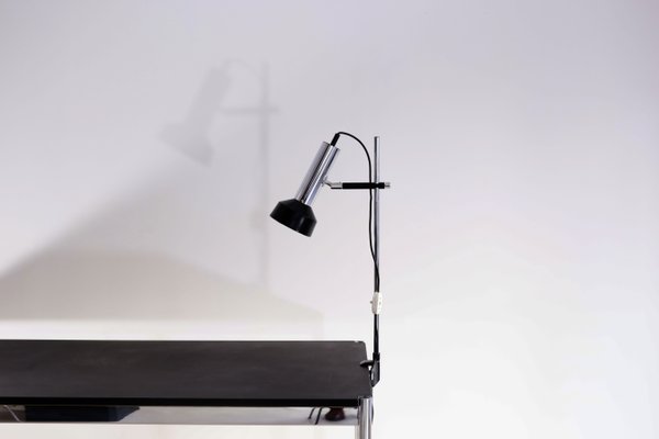 attachable desk lamp