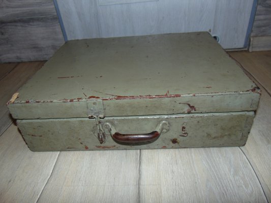 Vintage Travel Trunk, 1940s for sale at Pamono