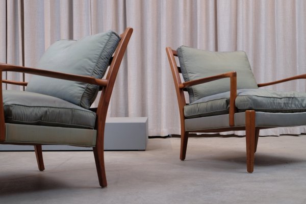 easy chairs for living room