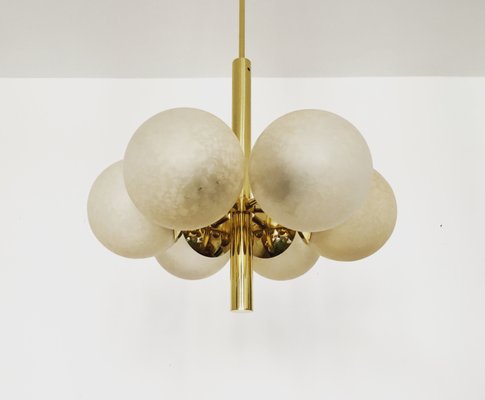 Kaiser Leuchten Kronleuchter - The Mid Century Modern Living Room