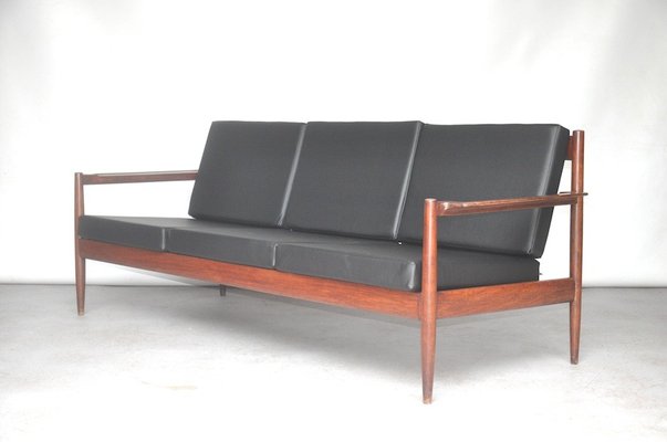 Black Vinyl Rosewood Sofa 1960s For At Pamono Black Vinyl Rosewood Sofa 1960s For
