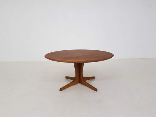 Large Round Coffee Table With Wooden Inlay By N O Møller 1960s Large Round Coffee Table With Wooden Inlay By N O Møller 1960s