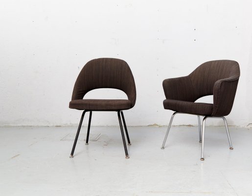 Conference Chairs By Eero Saarinen For Knoll International 1970s Set Of 2