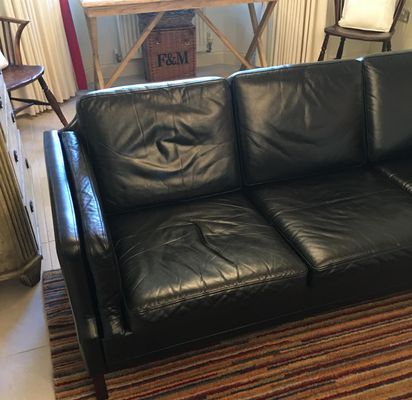 Vintage Three Seater Leather Sofa For At Pamono Vintage Three Seater Leather Sofa For