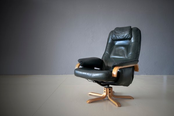 Vintage Danish Green Leather Swivel Chair 1970s For At Pamono Vintage Danish Green Leather Swivel