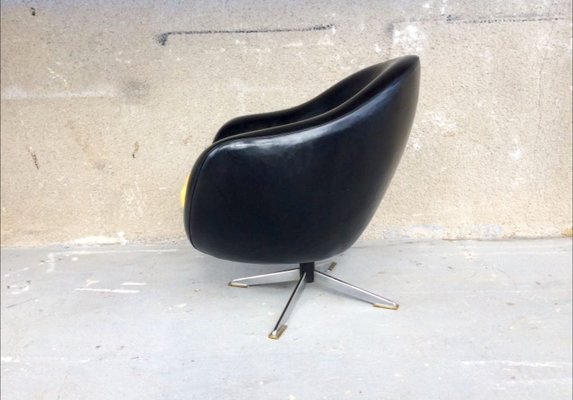 Mid-Century Swivel Lounge Chair, 1960s for sale at Pamono