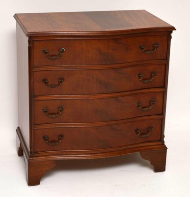 Vintage Georgian Style Flame Mahogany Serpentine Chest Of Drawers Flame Mahogany Serpentine Chest