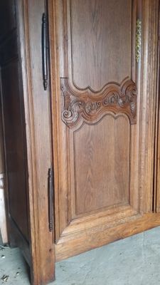 18th Century Norman Oak Cabinet For Sale At Pamono